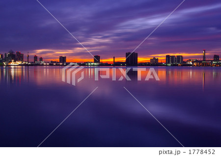 幻想的な朝 幻想的な朝 1778452