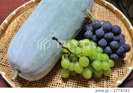 トウガンとブドウ 1778782