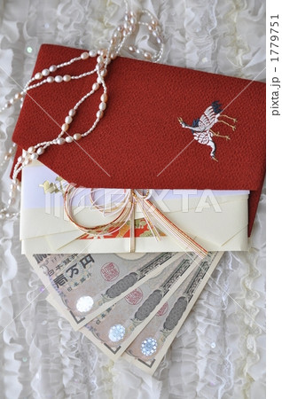 結婚式参列の準備 1779751