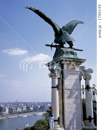 ブダペストのゲッレールトの丘 ブダペストのゲッレールトの丘 1780149