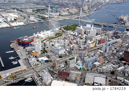 大阪市港区天保山を空撮 1784229
