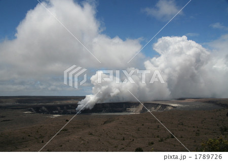 ハワイ島 キラウエア火山口 ハワイ島 キラウエア火山口 1789726