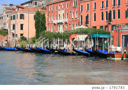 ヴェネツィアの町並み 1791783