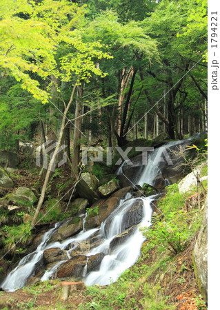 不動滝 弐 不動滝 弐 1794221