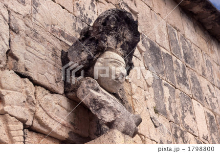 チチェンイッツア遺跡 1798800