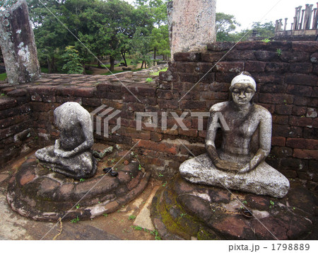 スリランカ　メディリーギリヤ遺跡 1798889