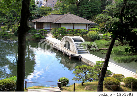 縮景園の濯纓池.　跨虹橋と清風館 1801993