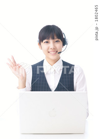 オペレーター（モデル：都倉幸恵） 1802465