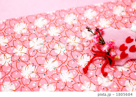 サクラの色紙と可愛い飾り 1805684