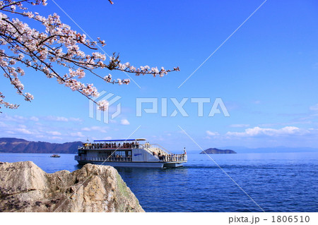 海津大崎の桜と竹生島 海津大崎の桜と竹生島 1806510