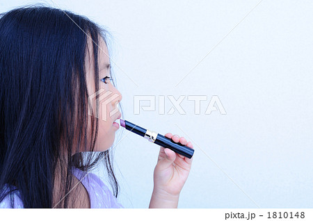 子供と口紅 子供と口紅 1810148