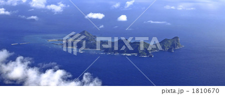 三日月形の島 1810670