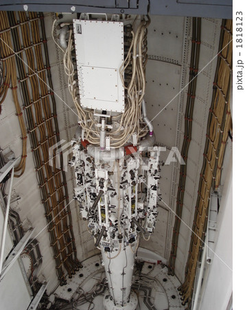 爆弾格納庫2 1818123