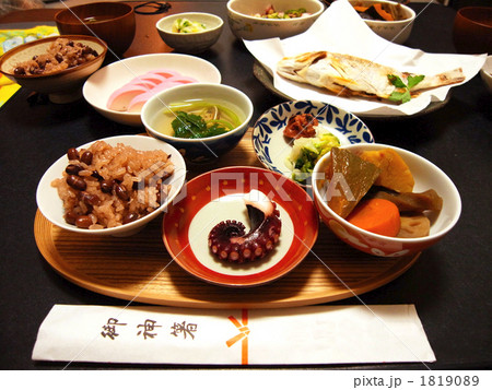 お食い初めの祝い膳関西風 1819089