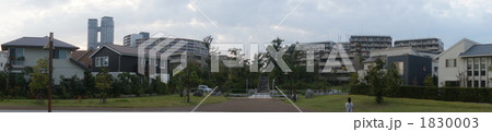 住宅街のパノラマ写真 1830003