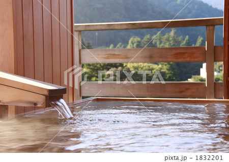 温泉　露天風呂 1832201
