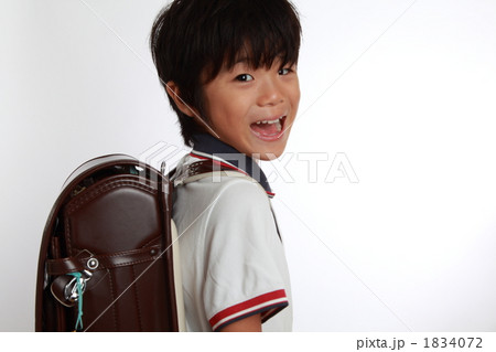 ランドセルの男の子 1834072