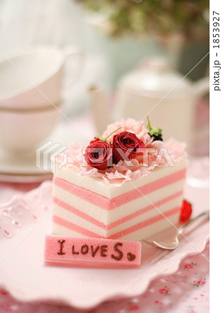 プリザーブドフラワーケーキ 1853927