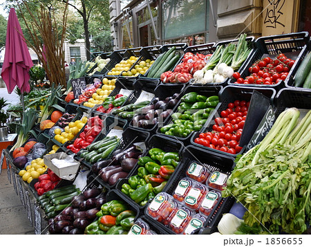 フランスの八百屋の写真素材