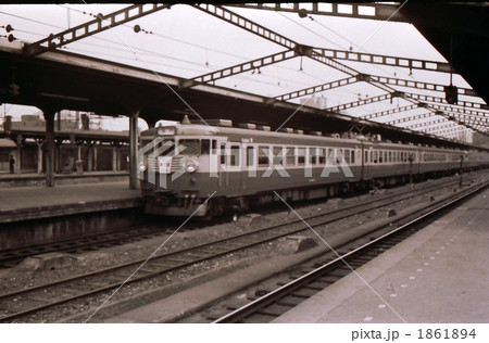 急行電車が頻繁に走っていた昭和39年上野駅 急行電車が頻繁に走っていた昭和39年上野駅 1861894