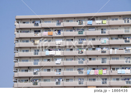 マンション ベランダ 住まいの写真素材