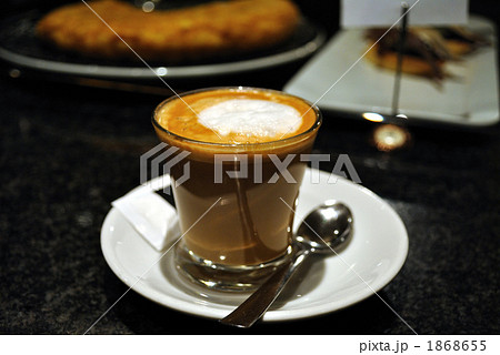 カフェラテ 1868655
