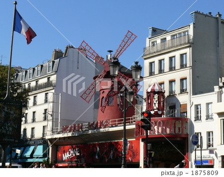 パリ　ムーランルージュ 1875809