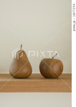 木の置物 1877254