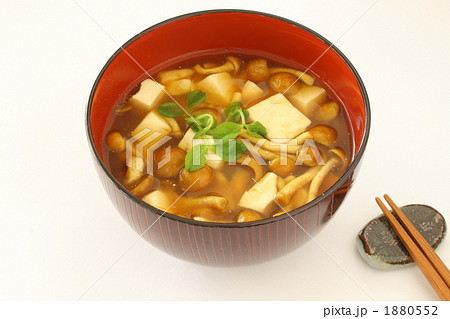 ナメコの味噌汁 1880552