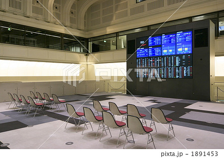 東証アローズ（d100305-123） 1891453