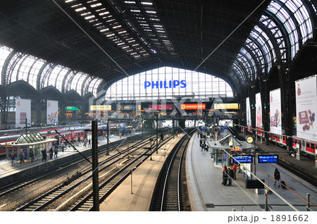 ドイツ ハンブルク中央駅の構内 ドイツ ハンブルク中央駅の構内 1891662