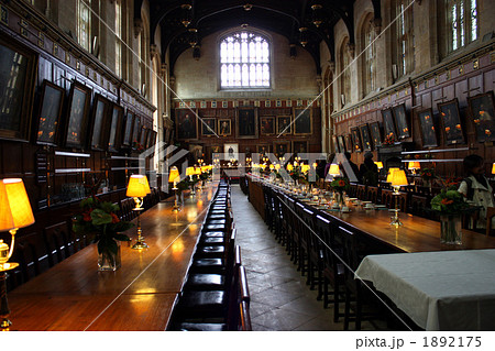 イギリスのオックスフォード ハリーポッターの撮影場所となった大食堂の写真素材