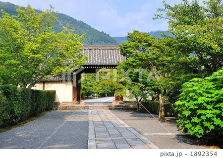 京都嵯峨嵐山 天龍寺2 石畳参道の写真素材 [1892354] - PIXTA