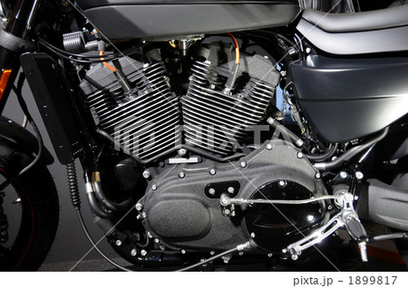 バイクのエンジン 1899817
