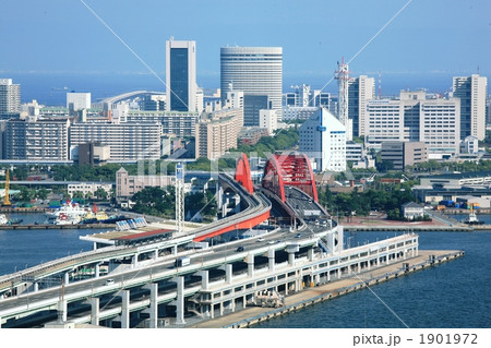 三宮から望むポートアイランド 1901972