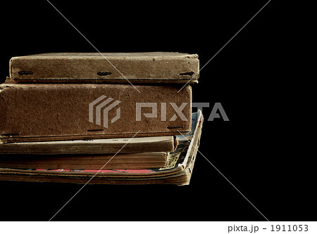1911053