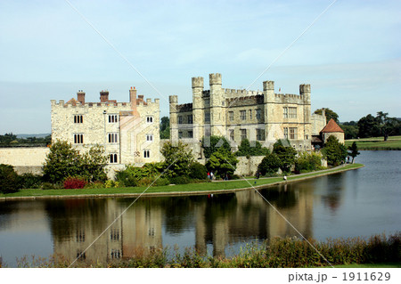 ロンドン郊外の貴婦人の城と呼ばれるイギリス一のリーズ城 1911629