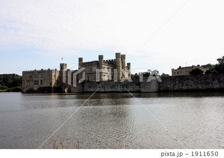 ロンドン郊外の貴婦人の城と呼ばれるイギリス一のリーズ城 1911650