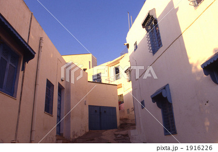 シディ・ブ・サイド 1916226