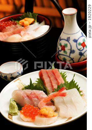 刺身と日本酒 刺身と日本酒 1920229