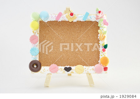 手作りスイーツデコのコルクボード 手作りスイーツデコのコルクボード 1929084