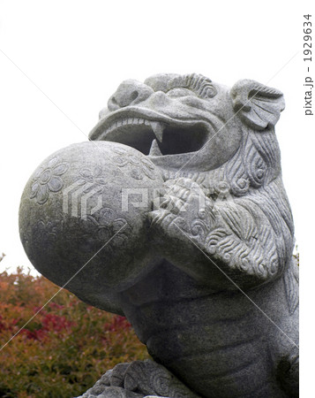 手毬を持ったお稲荷さん 手毬を持ったお稲荷さん 1929634