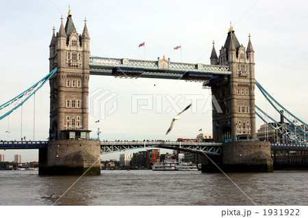 テムズ川クルージングから見るタワーブリッジ 1931922