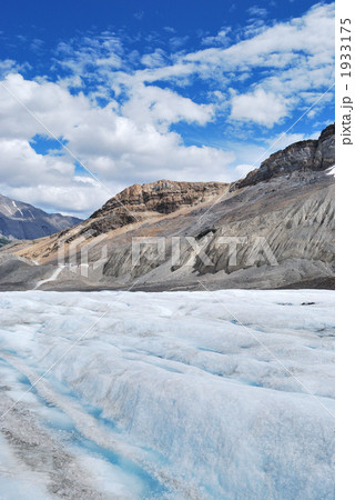 カナディアンロッキーのコロンビア大氷原 1933175