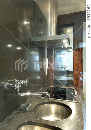 滞在型アパルトマンのキッチン 1936269