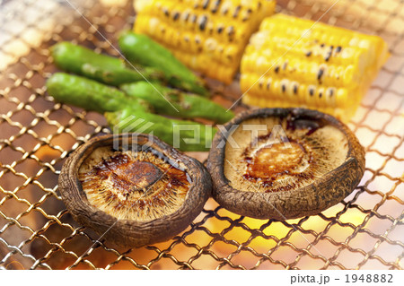 椎茸の網焼き 1948882