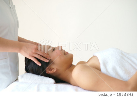 エステイメージ・笑顔（モデル：朝花じゅり） 1953843