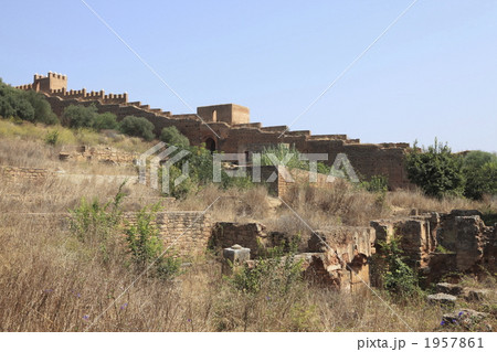 シェラ遺跡の城壁 1957861