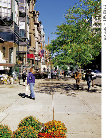 ボストンのニューバリーストリート 1968821