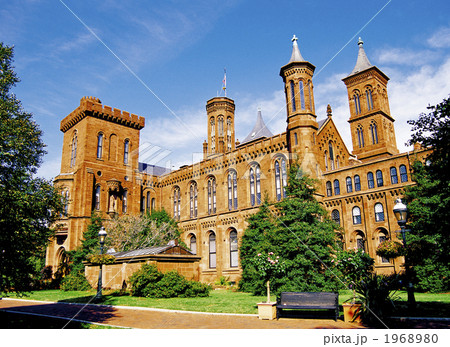 ワシントンＤＣのスミソニアン・キャッスル 1968980